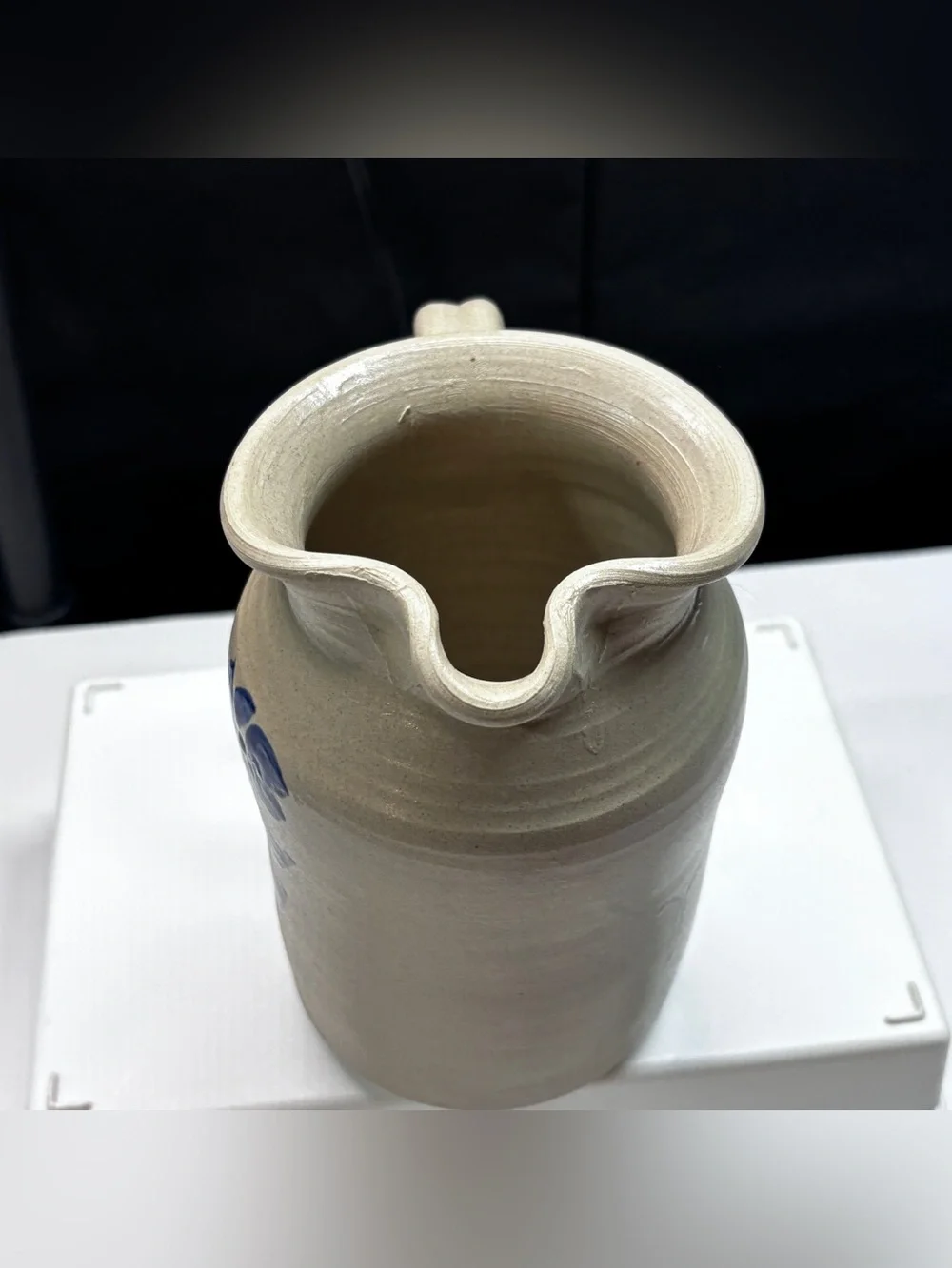 WILLIAMSBURG POTTERY SALT GLAZE 6” PITCHER BLUE COBALT Vtg - Picture 7 of 11